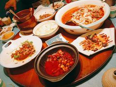 -呷湘厨·鱼汤捞饭·剁椒鱼头·辣椒炒肉(国家会展中心店)