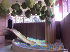 -水桶王国主题餐厅·聚会·生日派对·亲子活动·家庭套餐(亚龙湾希尔顿店)