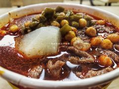生烫鲜牛肉粉-江三王记牛杂馆(总店)