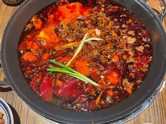 -旧街市鲜货老火锅(大光路店)