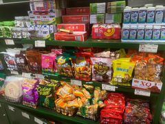 零售区-CITY MART城市集市·里弄(北外滩来福士广场店)