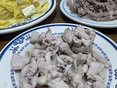 -老爆肚满五香烧牛羊肉