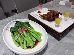 -朱记乳鸽王·非遗石岐乳鸽·全鸽宴(大兴旗舰店)