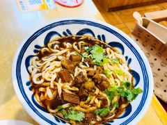 招牌牛肉面-麦梗手擀面水饺(麦梗前门店)