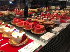 -Salon de The de Joel Robuchon(外滩18号店)