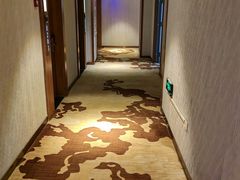 -缦咖电竞酒店(北京鸟巢红军营地铁站店)