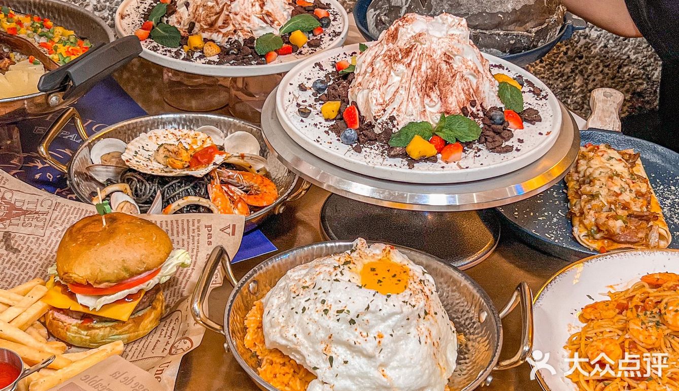 东莞首家富士山下蛋糕🗻！太梦幻了