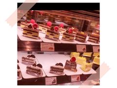-巴黎贝甜(大宁国际商业广场店)