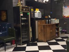 -愉肴麻辣香锅(中山路店)