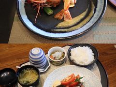 -深圳隐秀山居酒店