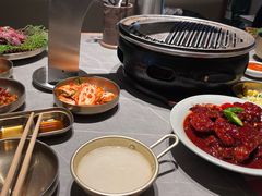 -草家酱蟹炭火烤肉店(珲春南路一店)