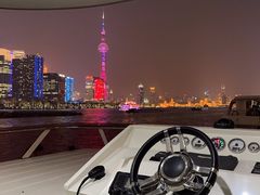 -北外滩百艇汇游艇俱乐部