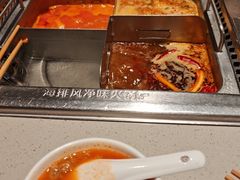 -海底捞火锅(关山保利店)