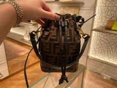 -FENDI(万象城店)