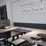 刚发现一家宝藏美食店