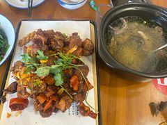 -巢湖名吃·东关老鹅汤(江南风情街店)