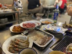-马路牙子烧烤音乐酒馆(望京店)