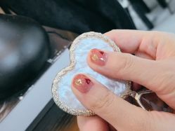 -芊屿芊浔美甲