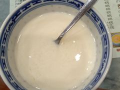 -赵记传承特色牛奶甜品(泉城广场店)