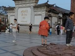 -菌之家·专业纯野生菌火锅·特色炒菌