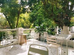 -ADO KAFE(大学城店)