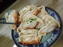-胡记锅贴·沪上游子老鸭粉丝汤(太原路店)