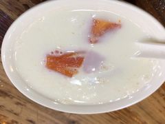 木瓜水牛奶-沙湾姜埋奶(兴新包店)