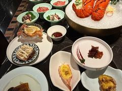 -半岛翡丽海鲜自助餐厅(观风亭店)