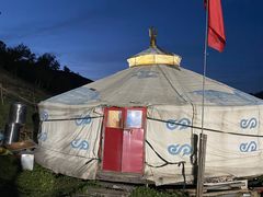 -关山牧场王师烤全羊