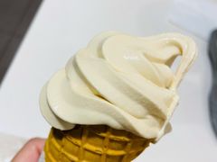 -麦当劳(展览馆店)