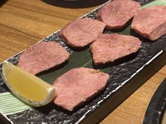 -炼火烤肉店