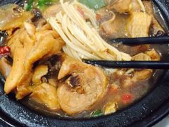 -福宇记黄焖鸡米饭(大润发店)