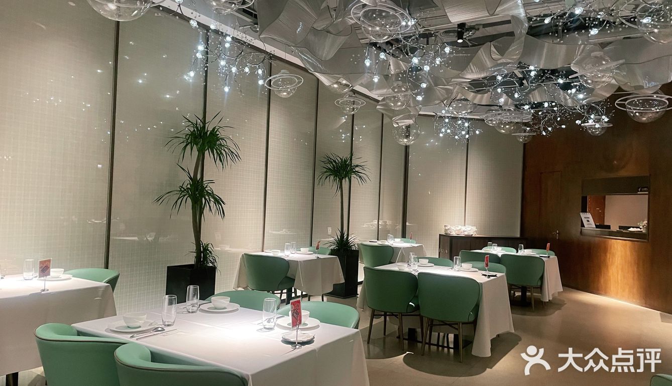 超级好看好吃的一家店