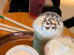 -星巴克臻选(上海合生汇1F店)