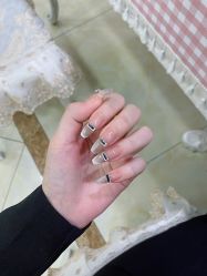 -七彩虹美甲美睫 半永久