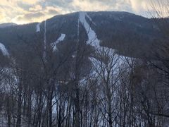 -亚布力新体委滑雪场