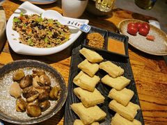 -滇香肴·云南菜蒸汽石锅鱼(云南北路店)