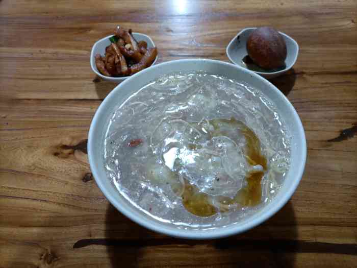 李四辈sha汤豆粥永城牛肉水煎包-"自己家就在这个早餐店的附近 每次