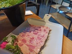含大肉的特色午餐肉-煲宫猪肚鸡(晶品店)