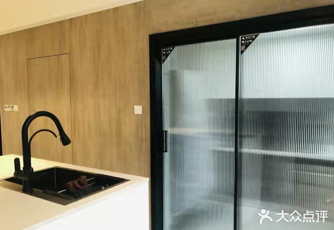 常见的三居室户型，全屋定制家具极大增加全屋储物