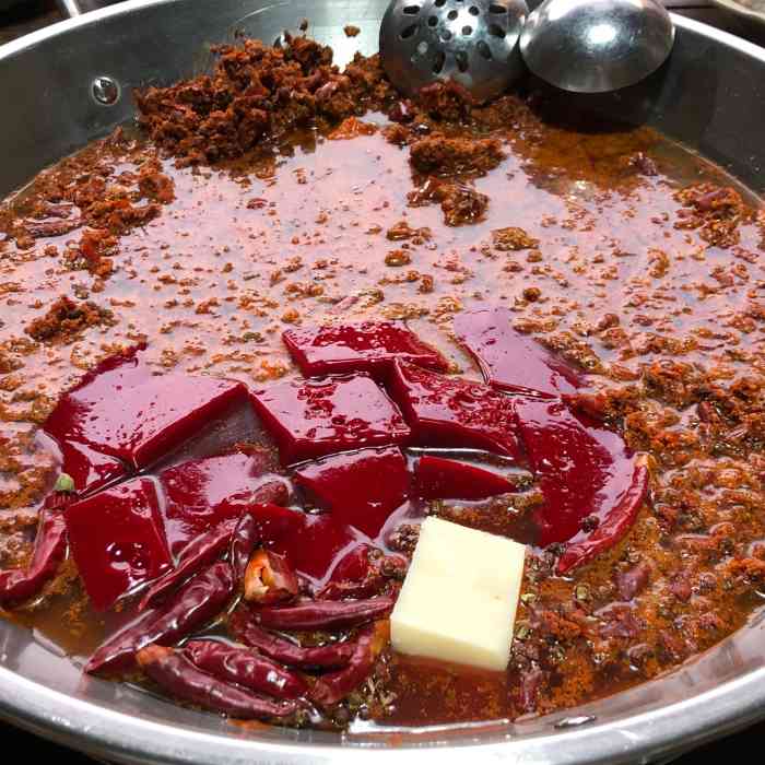 大彤集老火锅-"太喜欢你家这个天井了.小时候家里也有这种.