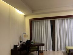 -三亚湾海居雅高铂尔曼度假酒店