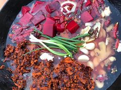 -周幺妹重庆老火锅(银泰城总店)