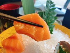 三文鱼腩刺生-炙柒Sekinana·精致料理 烧鸟·铁板烧(海上世界店)