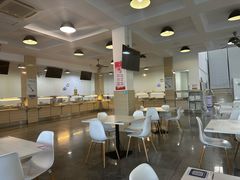 -同济大学本部学苑饮食广场