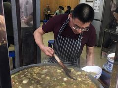-老字号贾家肉丸糊辣汤(光明巷店)