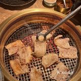 鱼子酱是雅安国产的，大品牌，吃着很放心！