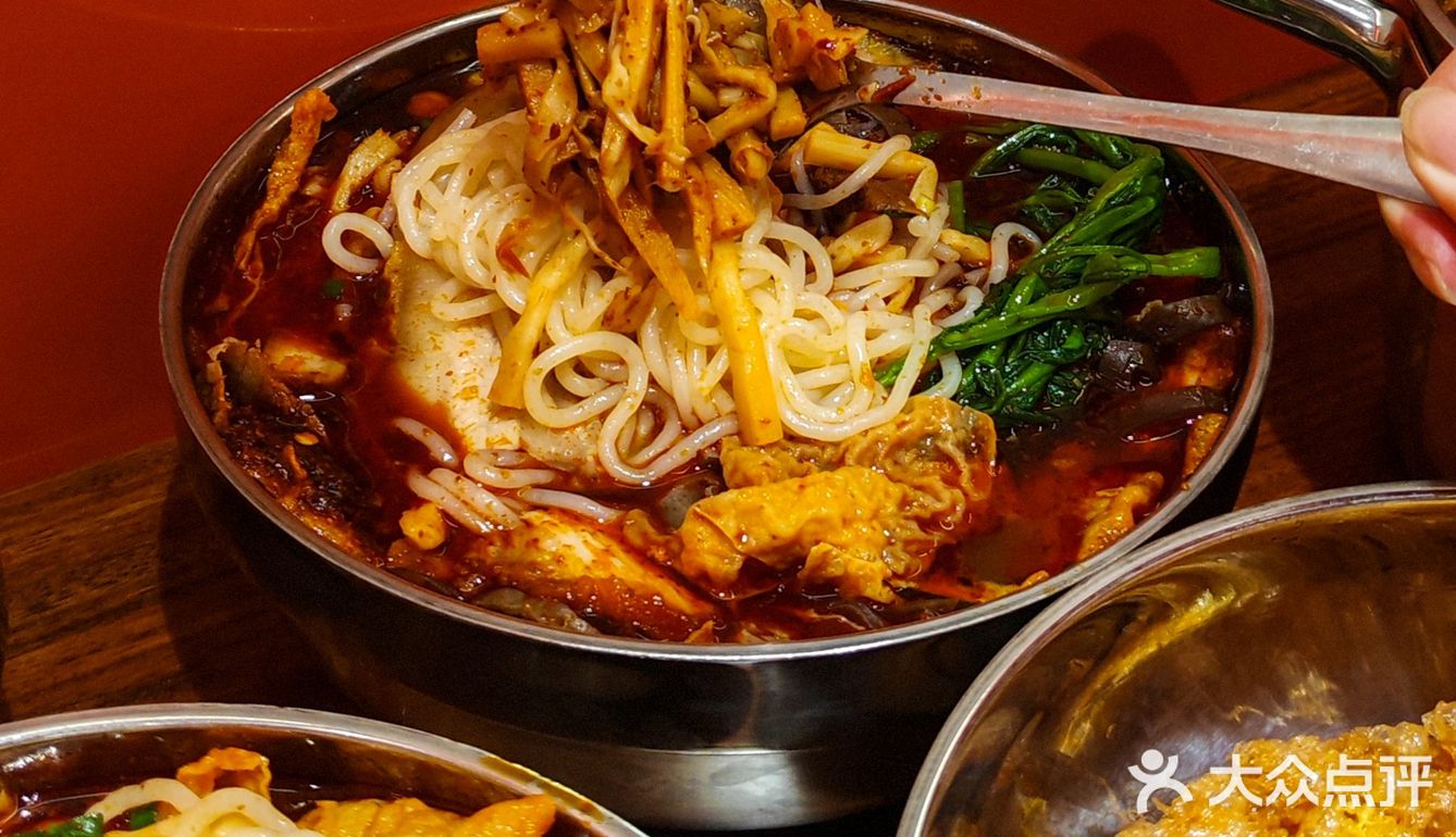 魔都探店｜周成芝螺蛳粉🍜