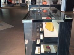 -Gucci(首创奥特莱斯店)