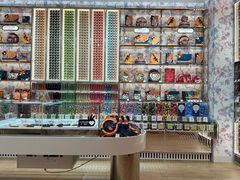 -VENCHI 闻绮(上海佛罗伦萨小镇店)